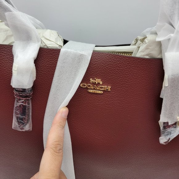 Coach Mollie Tote CC750 Wine Multi - Picture 2 of 8